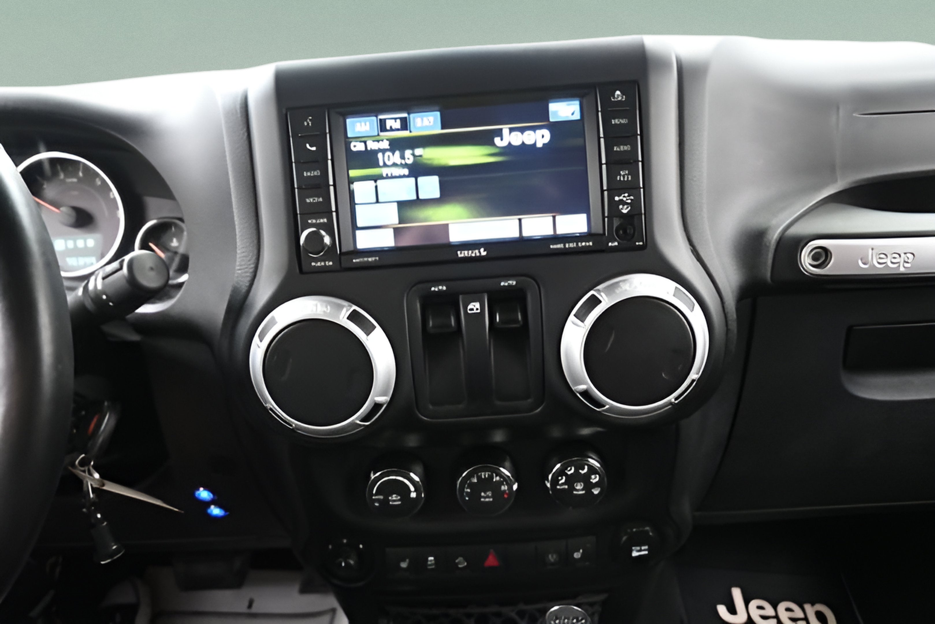 2013 Jeep Wrangler Sahara
