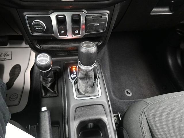 2021 Jeep Wrangler Sport