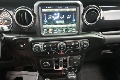 2023 Jeep Wrangler Sahara Altitude