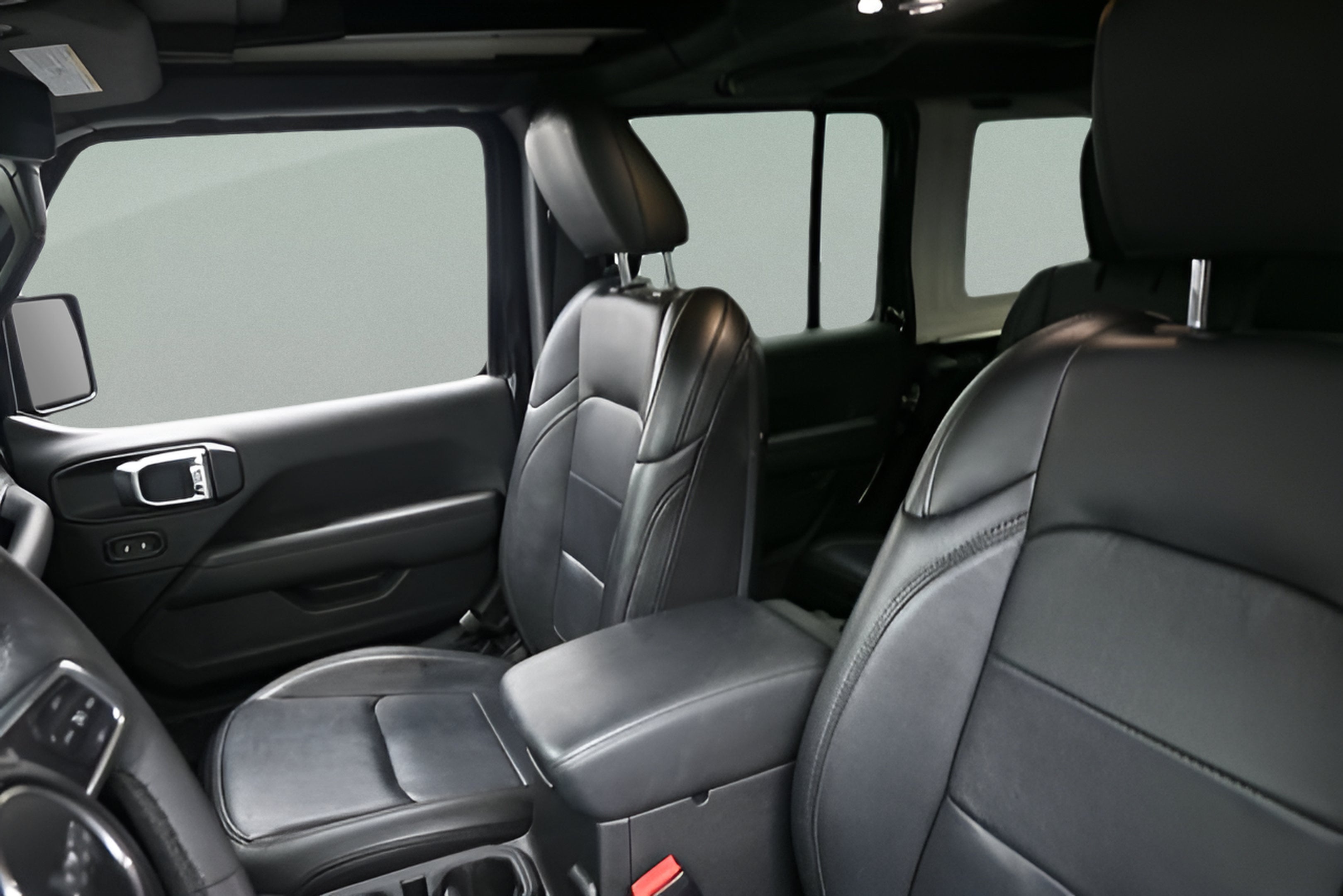 2023 Jeep Wrangler Sahara Altitude