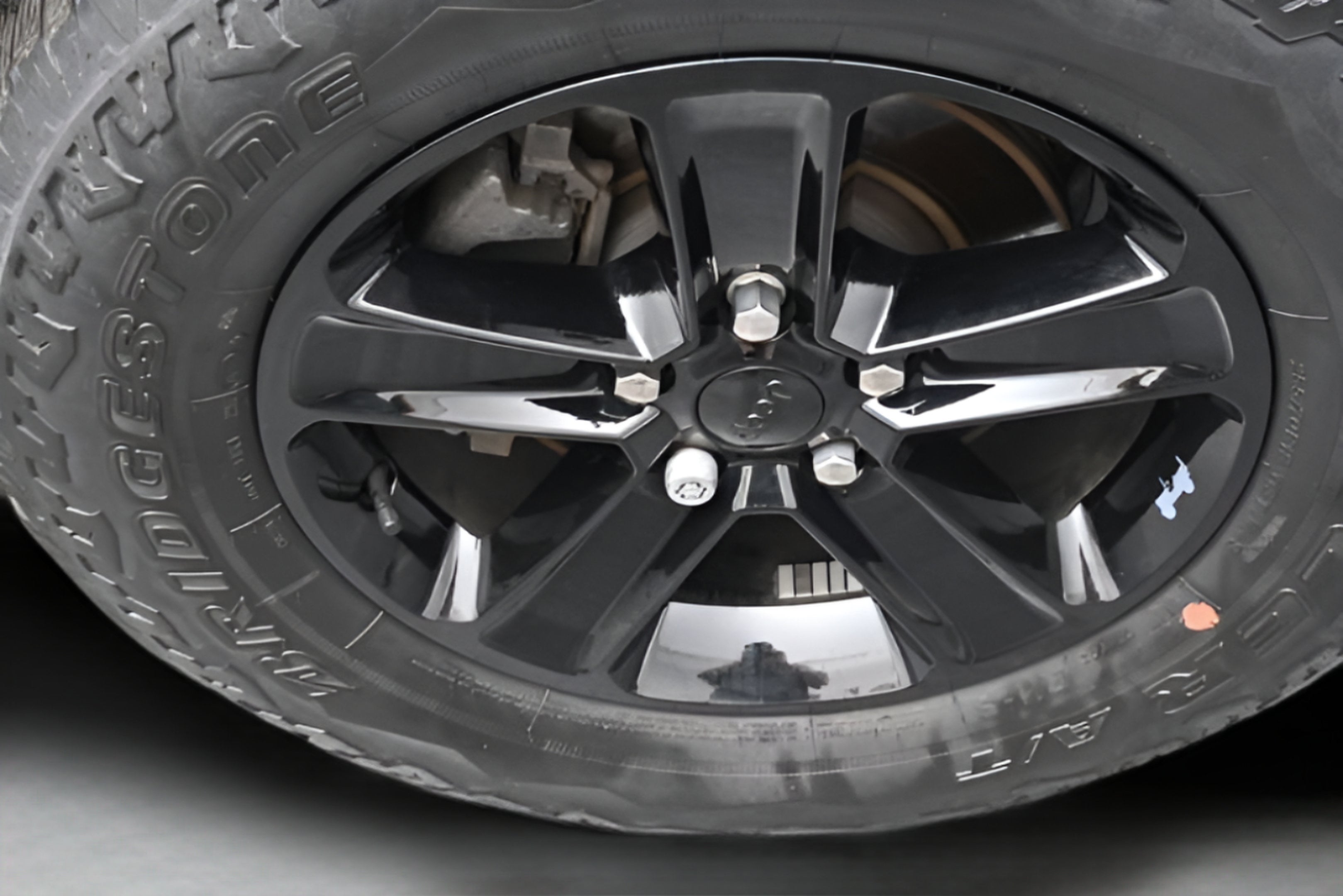 2023 Jeep Wrangler Sahara Altitude