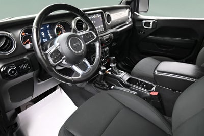 2021 Jeep Wrangler Unlimited Sahara 4x4
