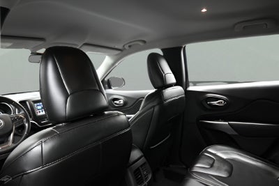 2019 Jeep Cherokee Latitude Plus FWD