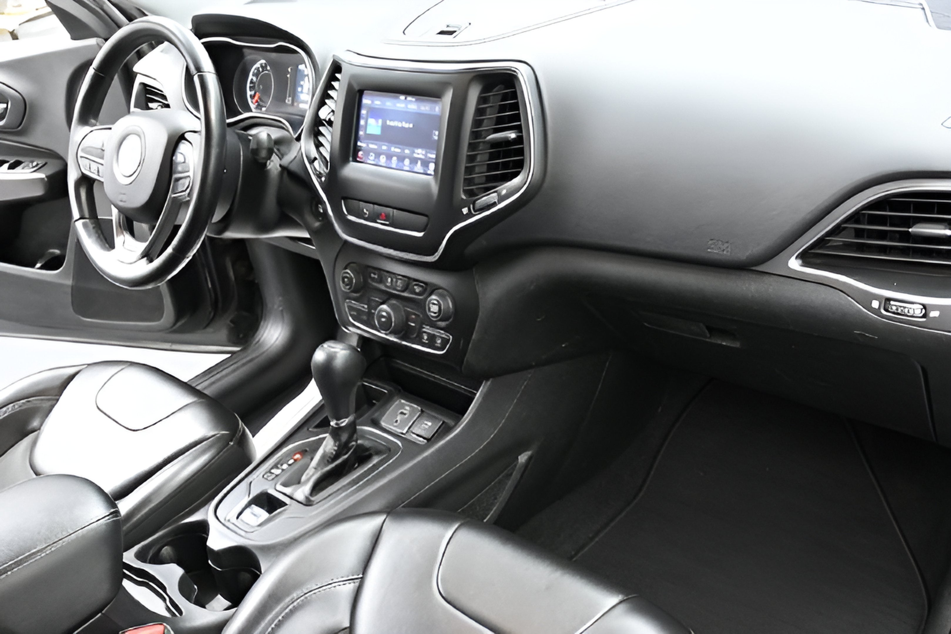 2019 Jeep Cherokee Latitude Plus FWD