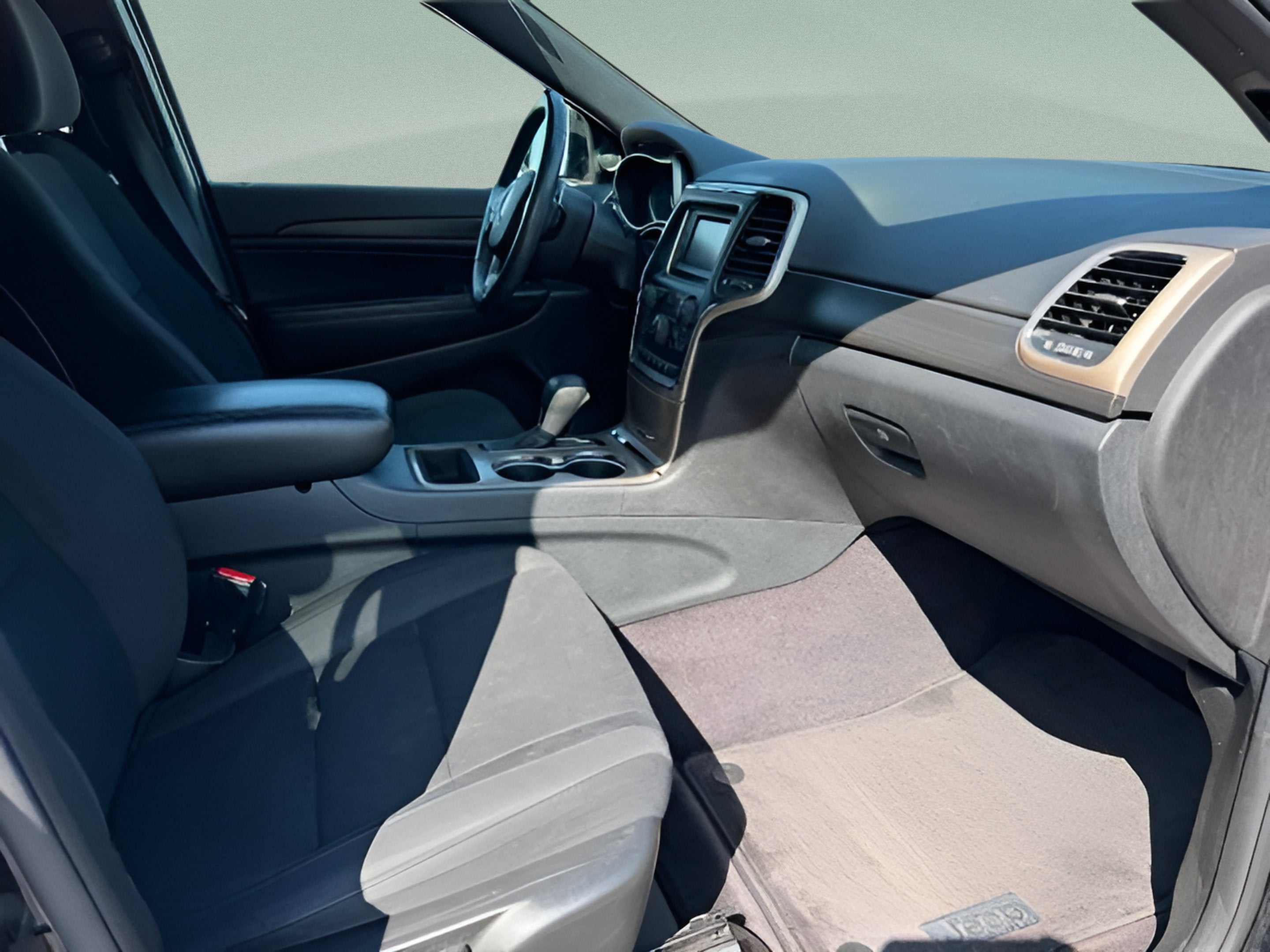 2017 Jeep Grand Cherokee Laredo 4x4