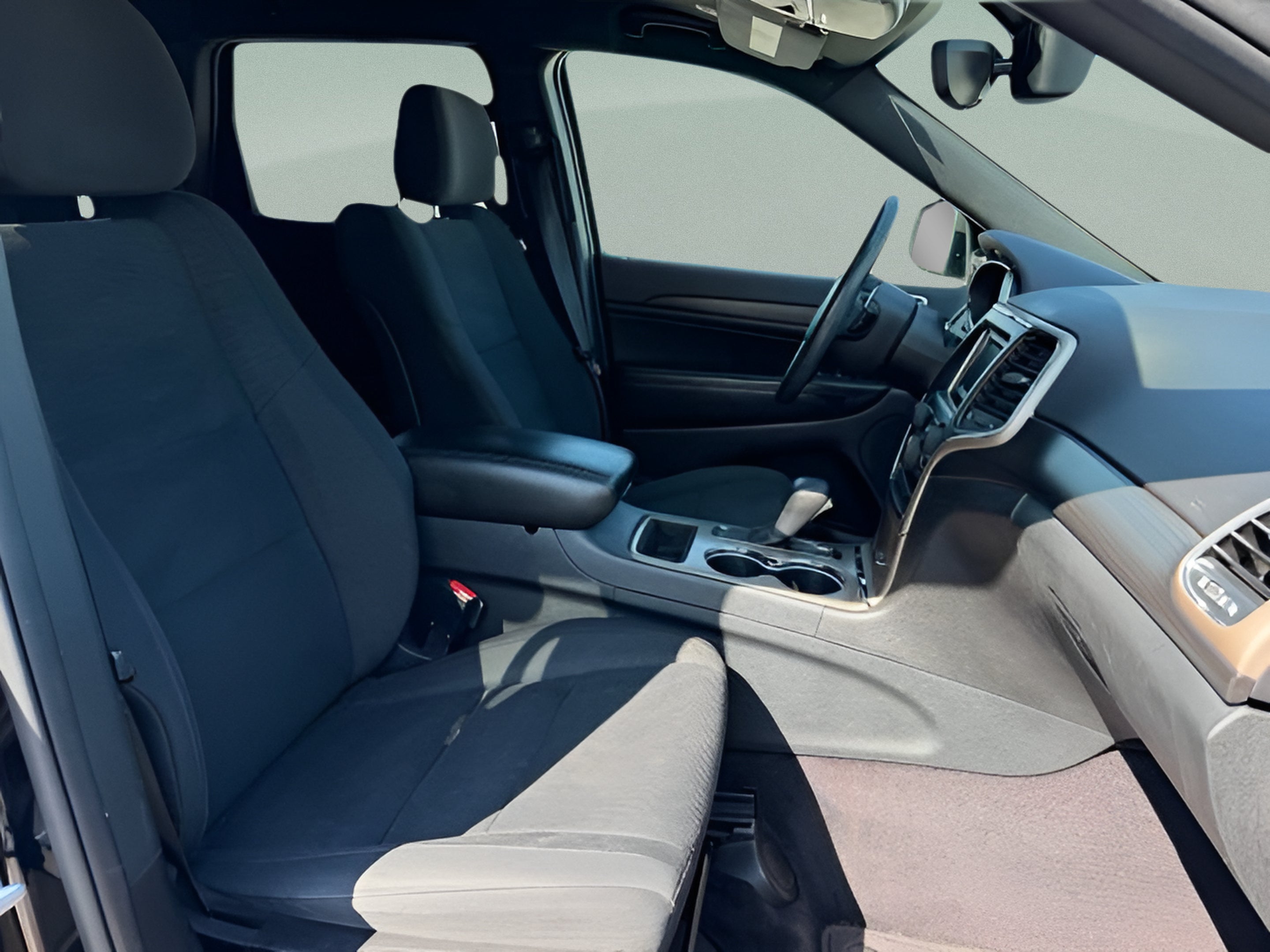 2017 Jeep Grand Cherokee Laredo 4x4