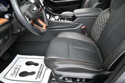 2023 Jeep Grand Cherokee L Summit Reserve 4x4