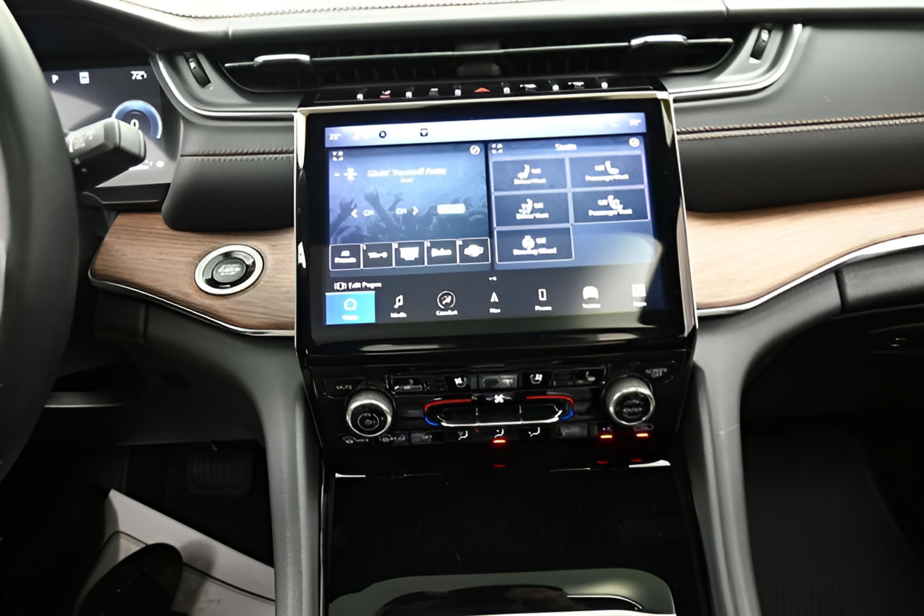 2023 Jeep Grand Cherokee L Summit 4x4