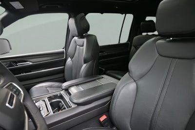 2023 Jeep Wagoneer L Series III