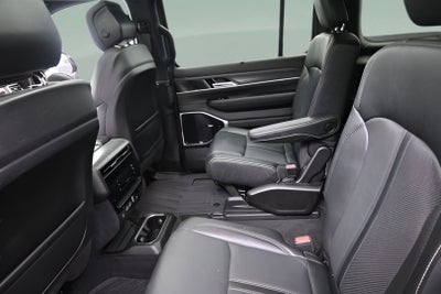 2023 Jeep Wagoneer L Series III