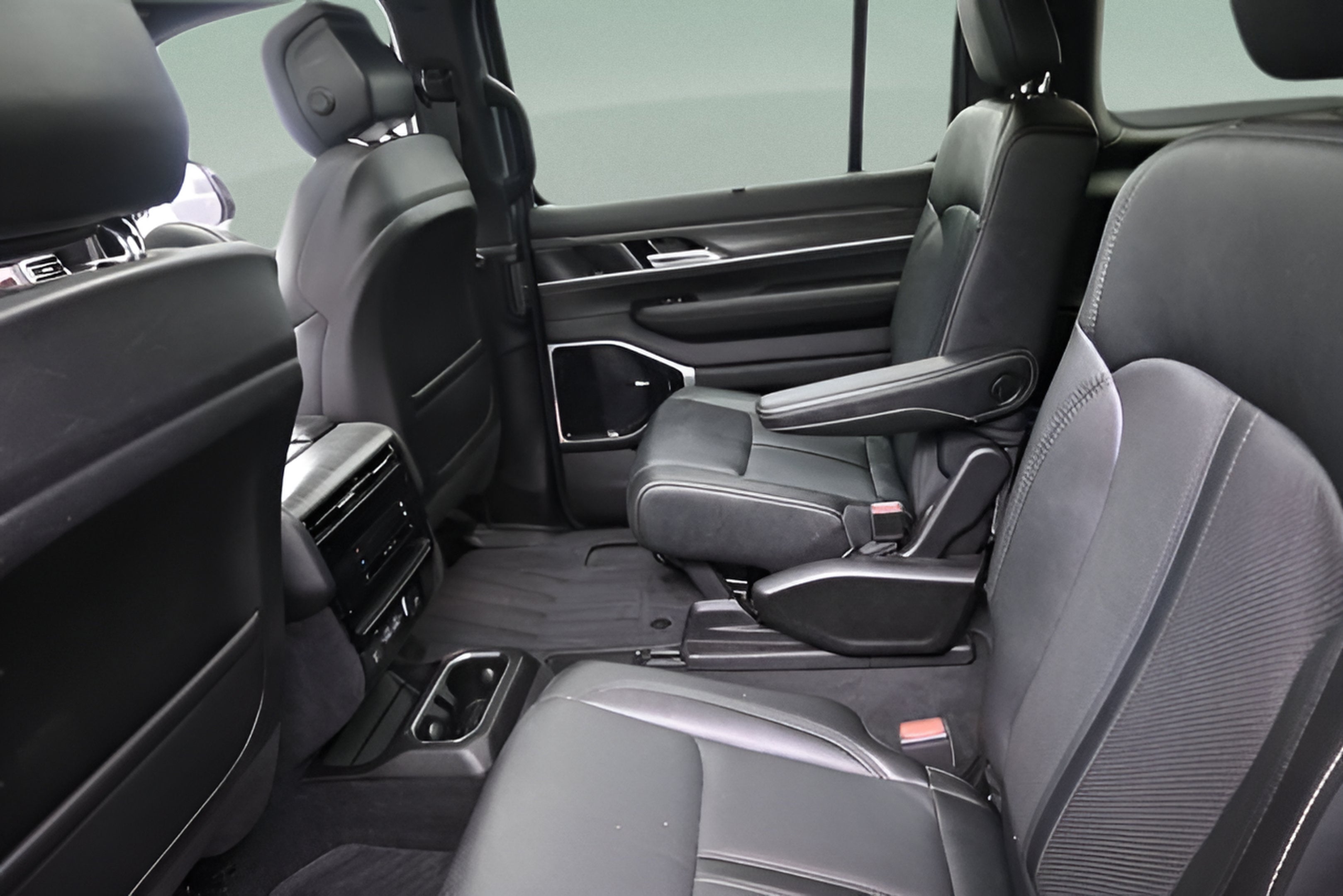 2023 Jeep Wagoneer L Series III