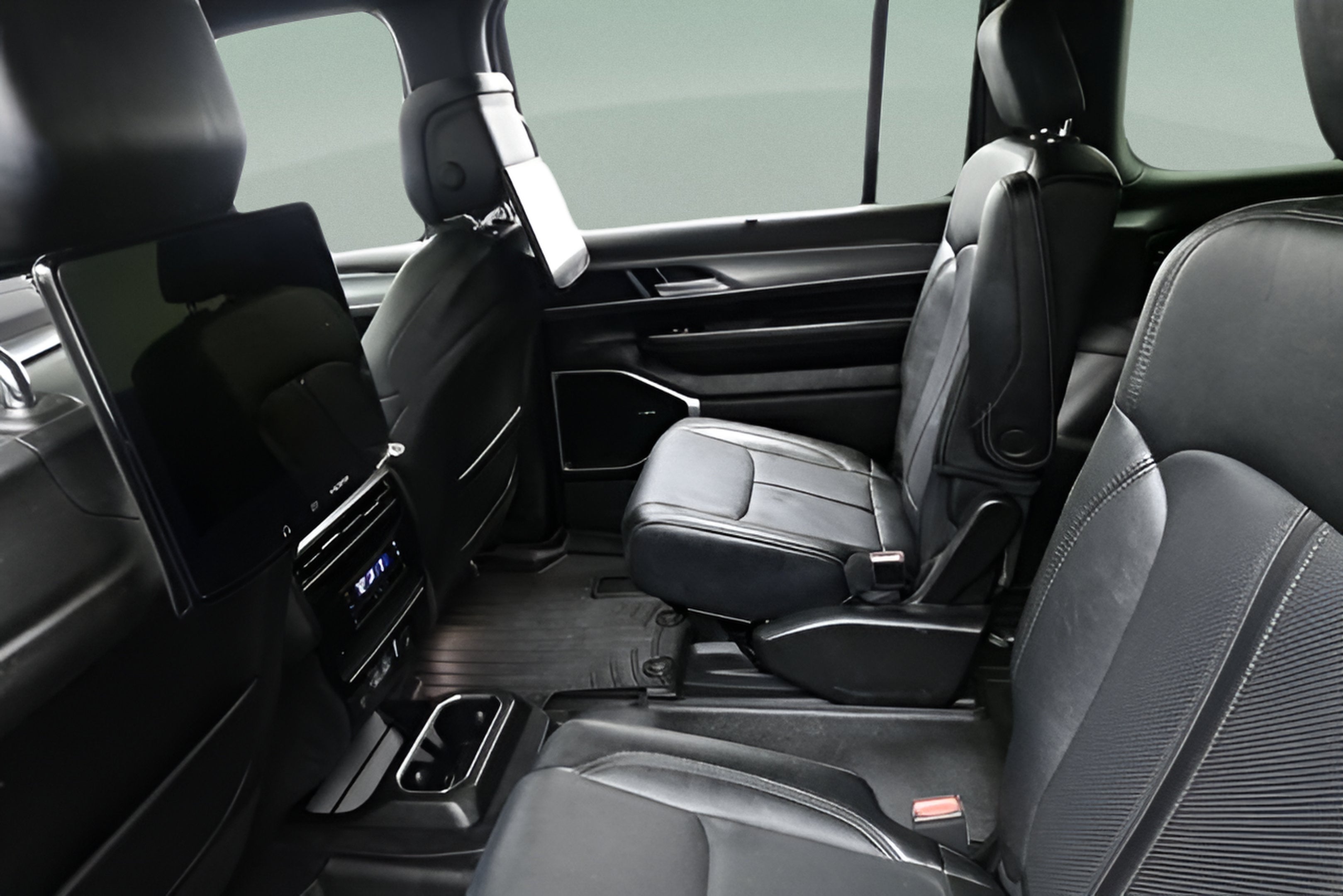 2023 Jeep Wagoneer Series II Carbide