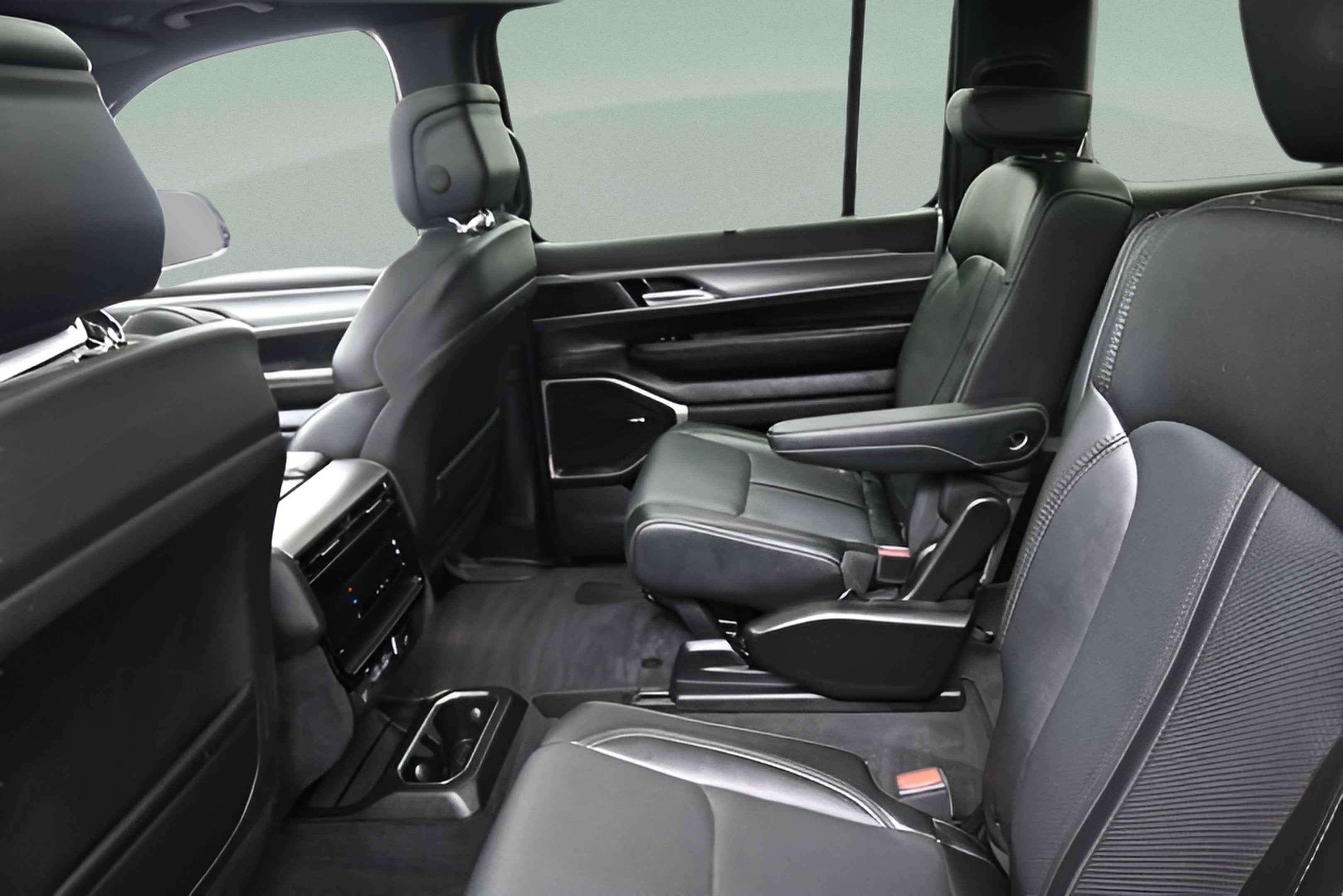 2023 Jeep Wagoneer Series II Carbide
