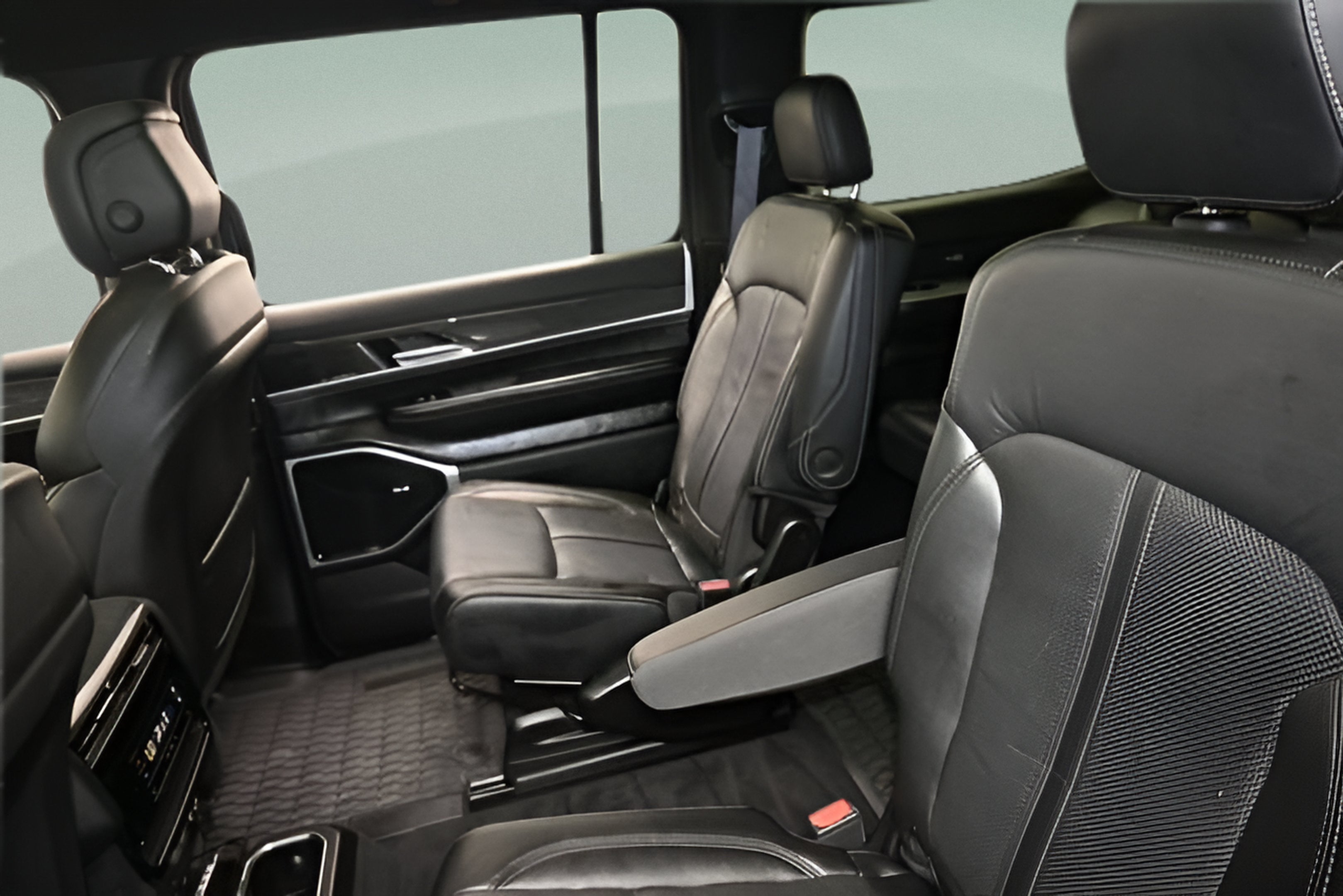 2022 Jeep Wagoneer Series III 4x4