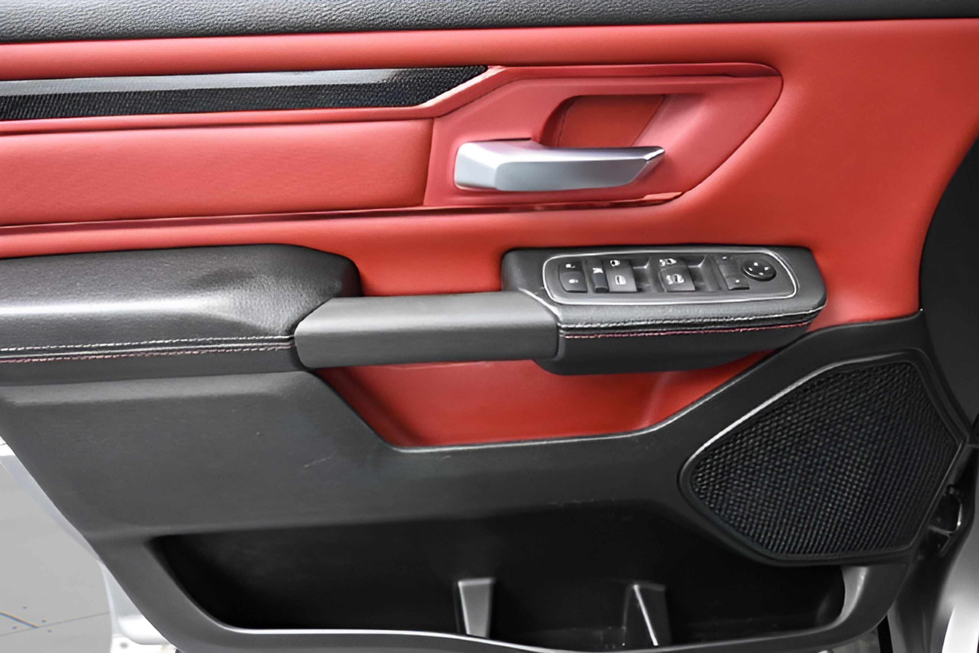 2020 RAM 1500 Rebel Quad Cab 4x4 6'4" Box