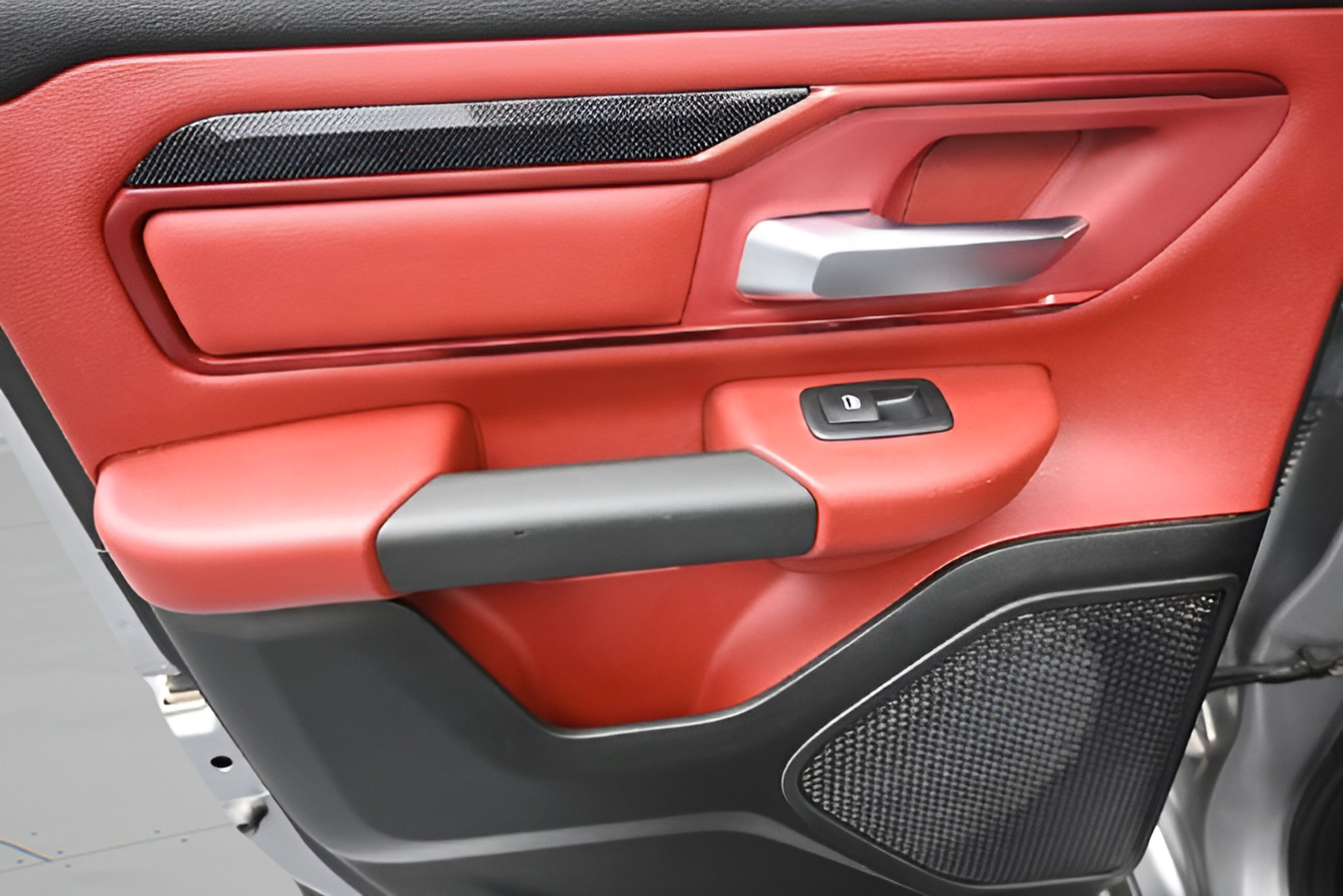 2020 RAM 1500 Rebel Quad Cab 4x4 6'4" Box