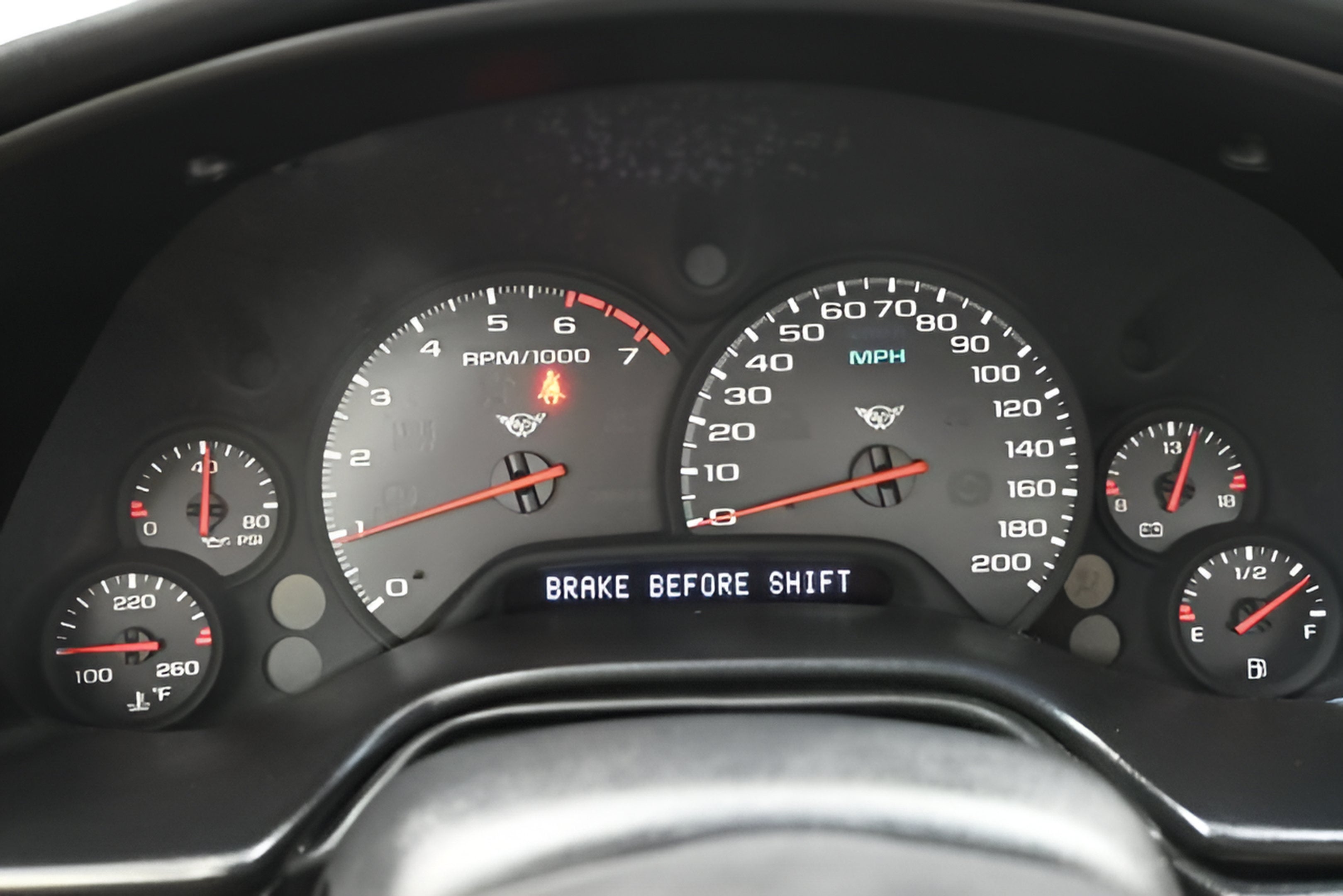 2004 Chevrolet Corvette 2dr Cpe