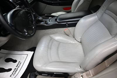 2004 Chevrolet Corvette 2dr Cpe