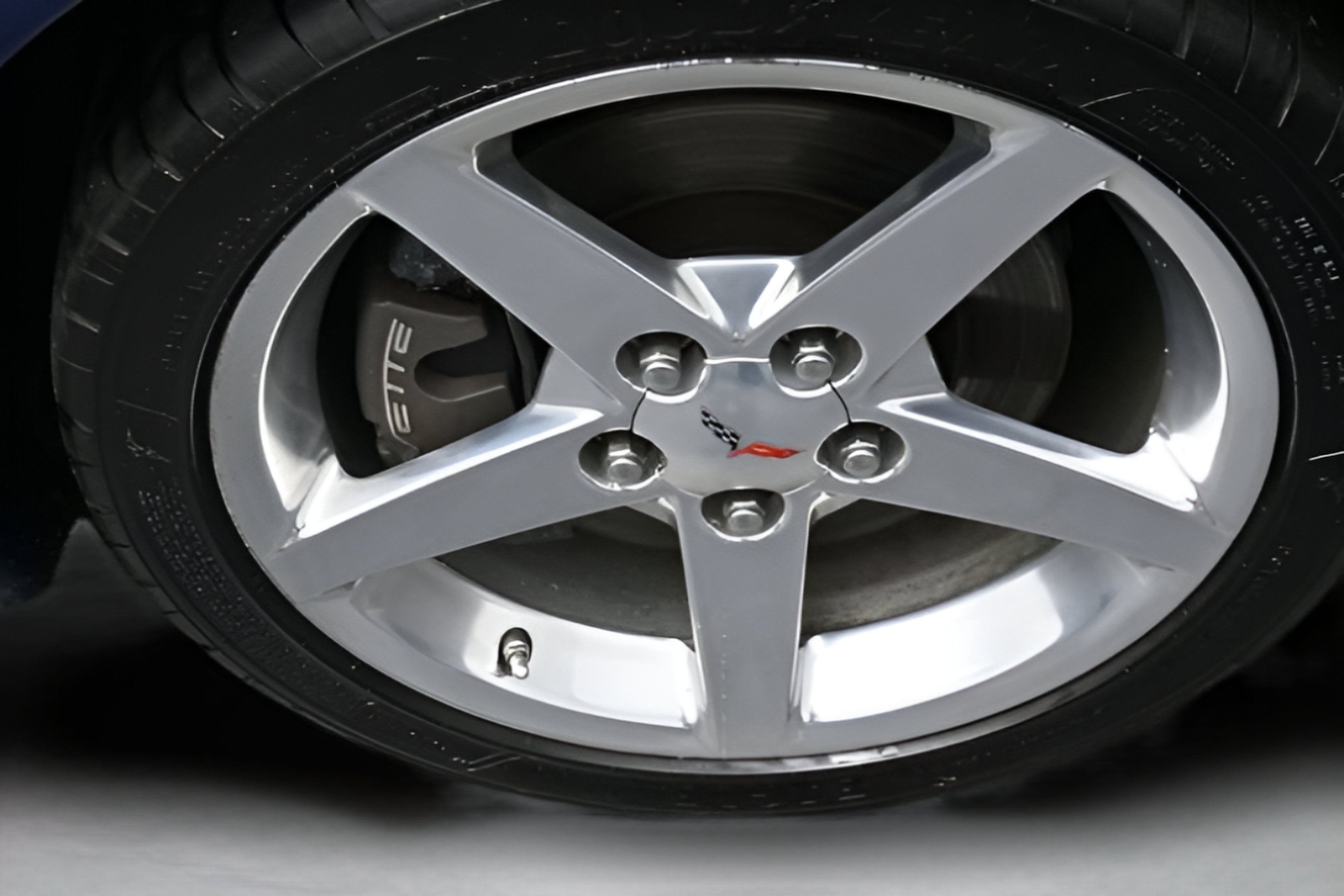 2005 Chevrolet Corvette 2dr Cpe