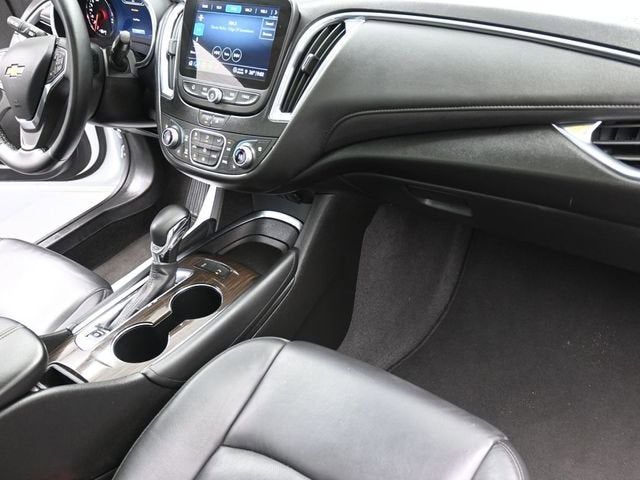 2024 Chevrolet Malibu 2LT