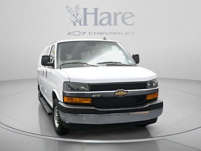 2025 Chevrolet Express Passenger 1LT