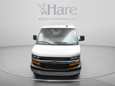 2025 Chevrolet Express Passenger 1LT