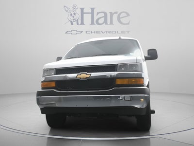 2025 Chevrolet Express Passenger 1LT