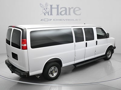 2025 Chevrolet Express Passenger 1LT