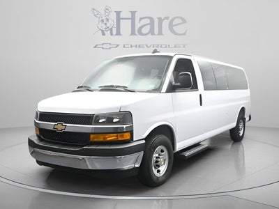 2025 Chevrolet Express Passenger 1LT