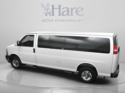 2025 Chevrolet Express Passenger 1LT