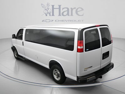 2025 Chevrolet Express Passenger 1LT