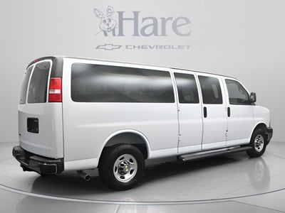 2025 Chevrolet Express Passenger 1LT