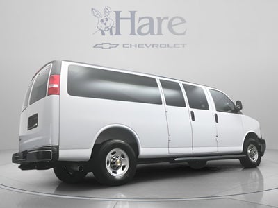 2025 Chevrolet Express Passenger 1LT