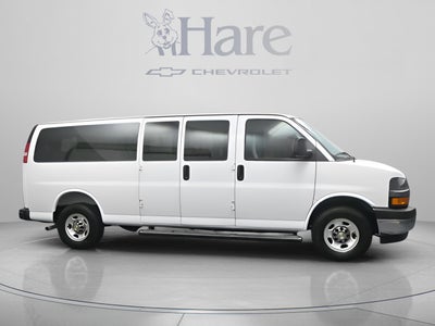 2025 Chevrolet Express Passenger 1LT