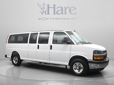2025 Chevrolet Express Passenger 1LT