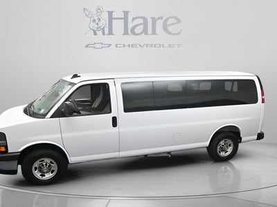 2025 Chevrolet Express Passenger 1LT