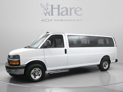 2025 Chevrolet Express Passenger 1LT