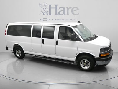 2025 Chevrolet Express Passenger 1LT