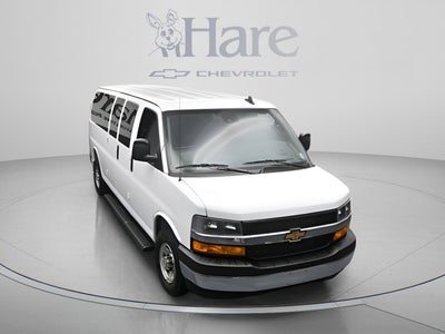 2025 Chevrolet Express Passenger 1LT