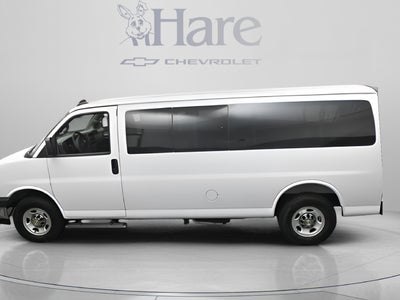 2025 Chevrolet Express Passenger 1LT