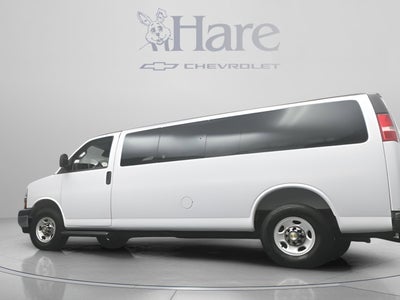2025 Chevrolet Express Passenger 1LT