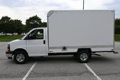 2026 Chevrolet Express Cutaway 3500 1WT