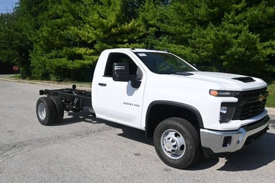2026 Chevrolet Silverado 3500 HD Chassis Cab Work Truck