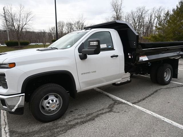 2025 Chevrolet Silverado 3500 HD Chassis Cab Work Truck