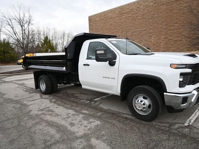 2025 Chevrolet Silverado 3500 HD Chassis Cab Work Truck