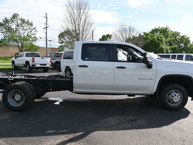 2026 Chevrolet Silverado 3500 HD Chassis Cab Work Truck