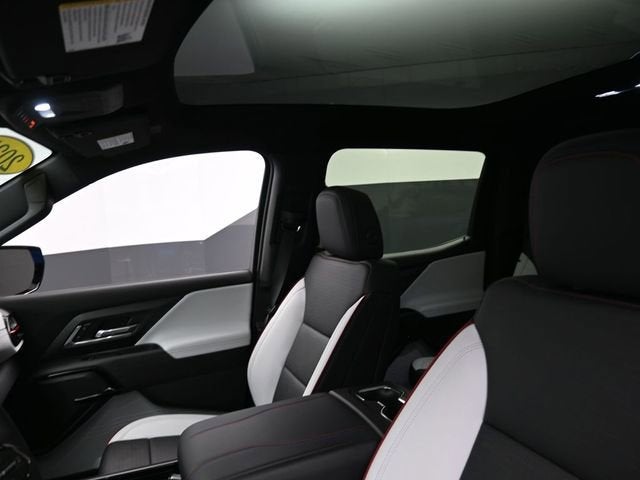 2025 Chevrolet Silverado EV RST - Max Range