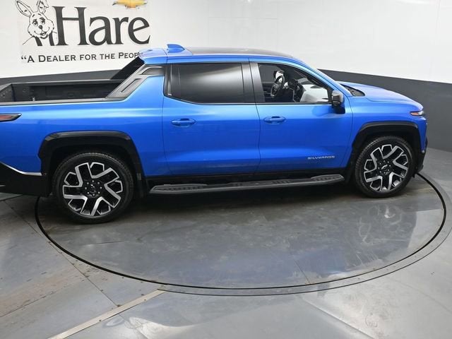 2025 Chevrolet Silverado EV RST - Max Range