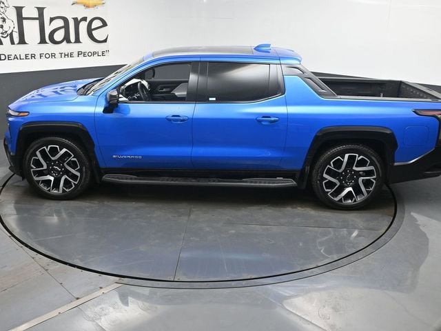 2025 Chevrolet Silverado EV RST - Max Range