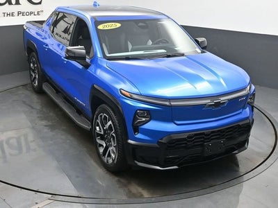 2025 Chevrolet Silverado EV RST - Max Range